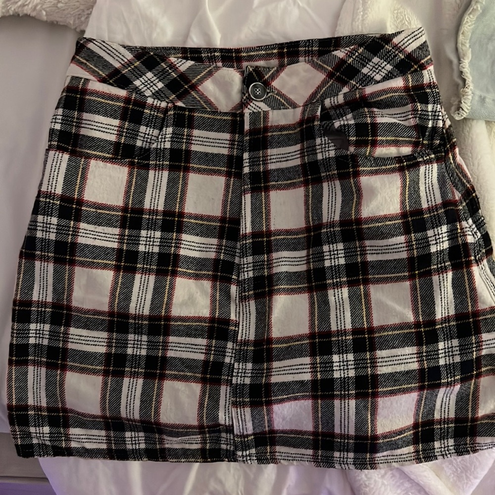 BRANDY MELVILLE SKIRT